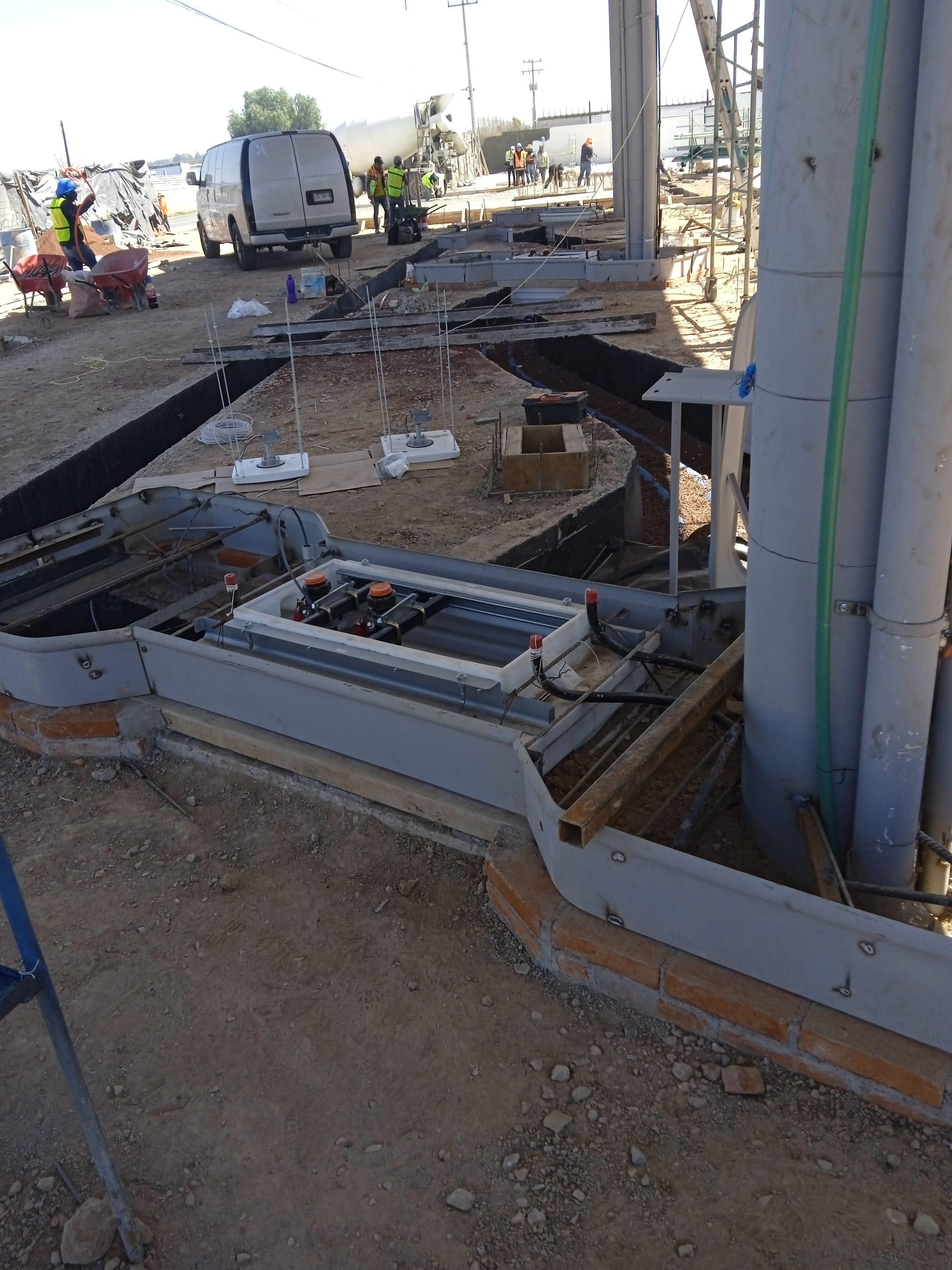 Cimentación de columna de la techumbre