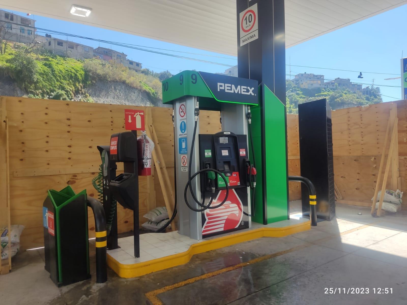 Dispensarios bajo la techumbre de despacho